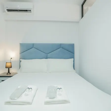Miku Apartment-adorable At Bllok Area * Tirana